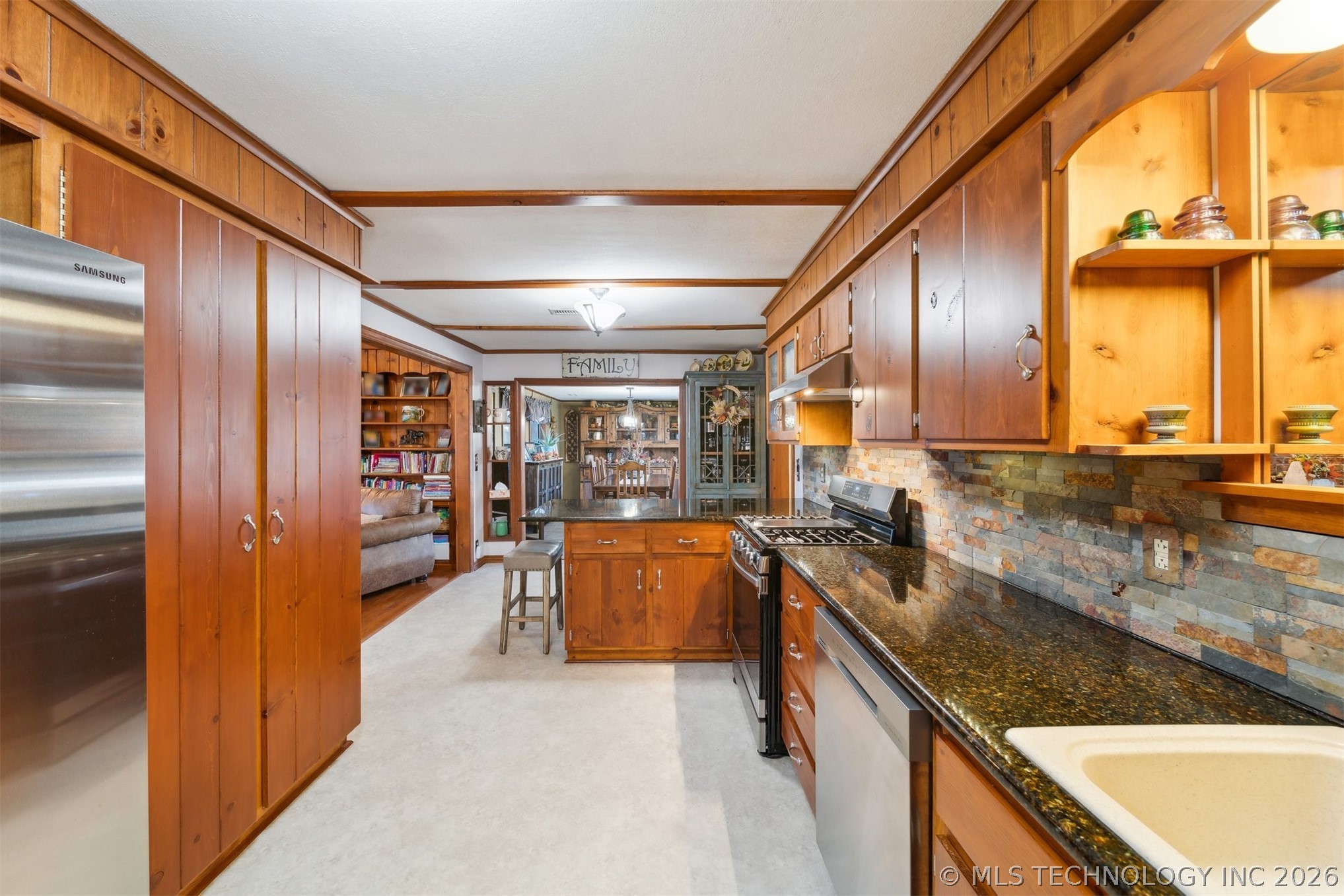 16881 S 4220 Road Claremore OK 74017