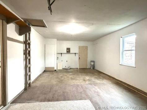 611 N Washington Avenue Wagoner OK 74467