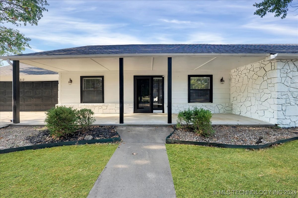 213 SE Quail Ridge Loop Bartlesville OK 74006