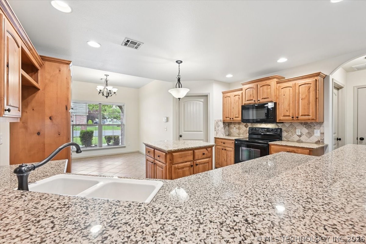 11015 S Lawrence Street Jenks OK 74037