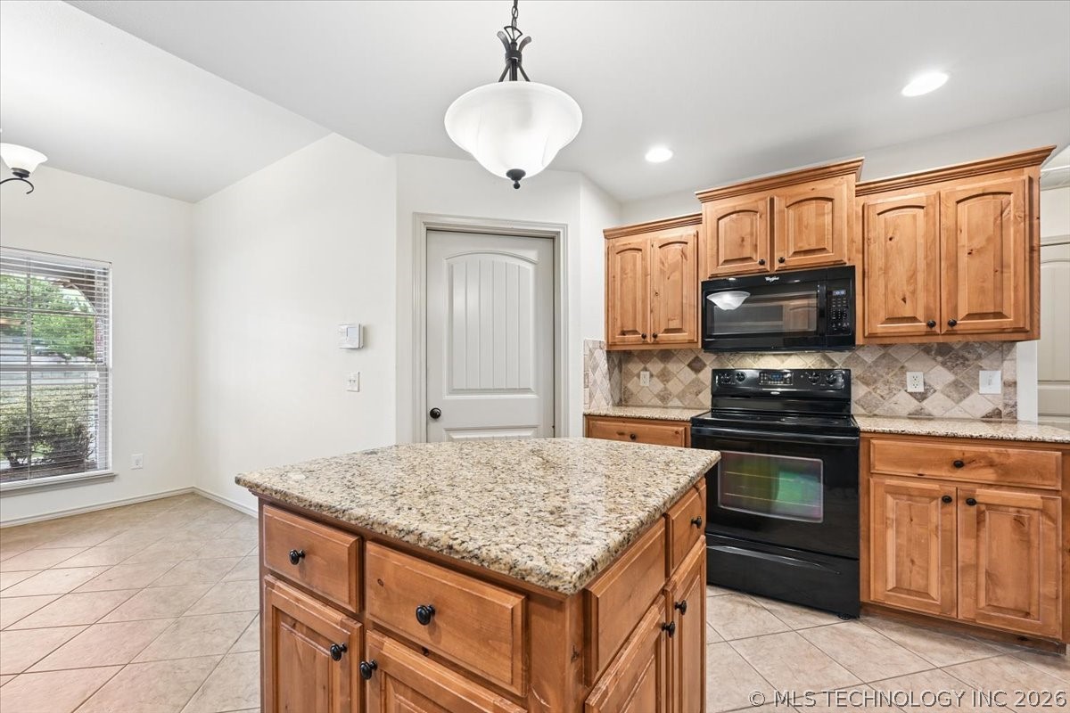 11015 S Lawrence Street Jenks OK 74037