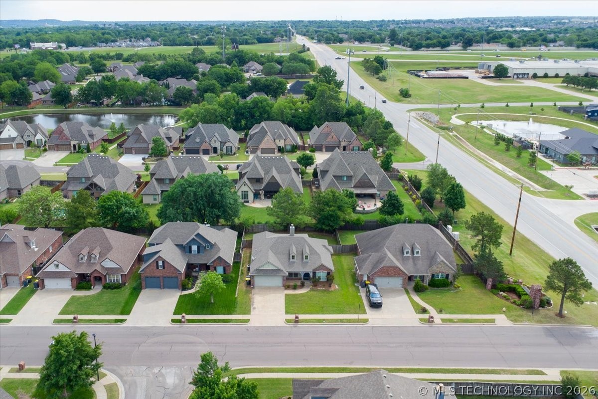 11015 S Lawrence Street Jenks OK 74037