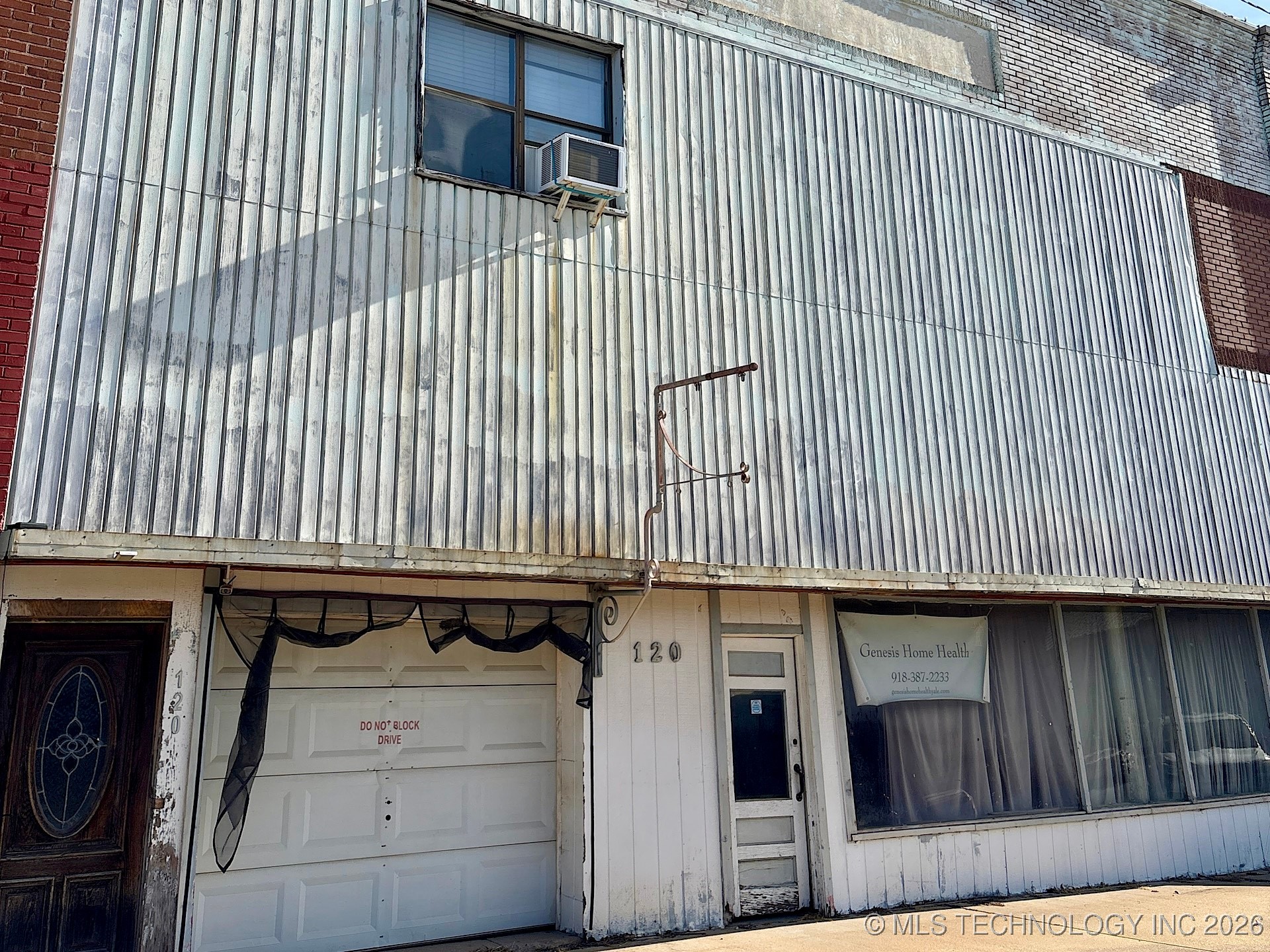120 N Main Street Yale OK 74085