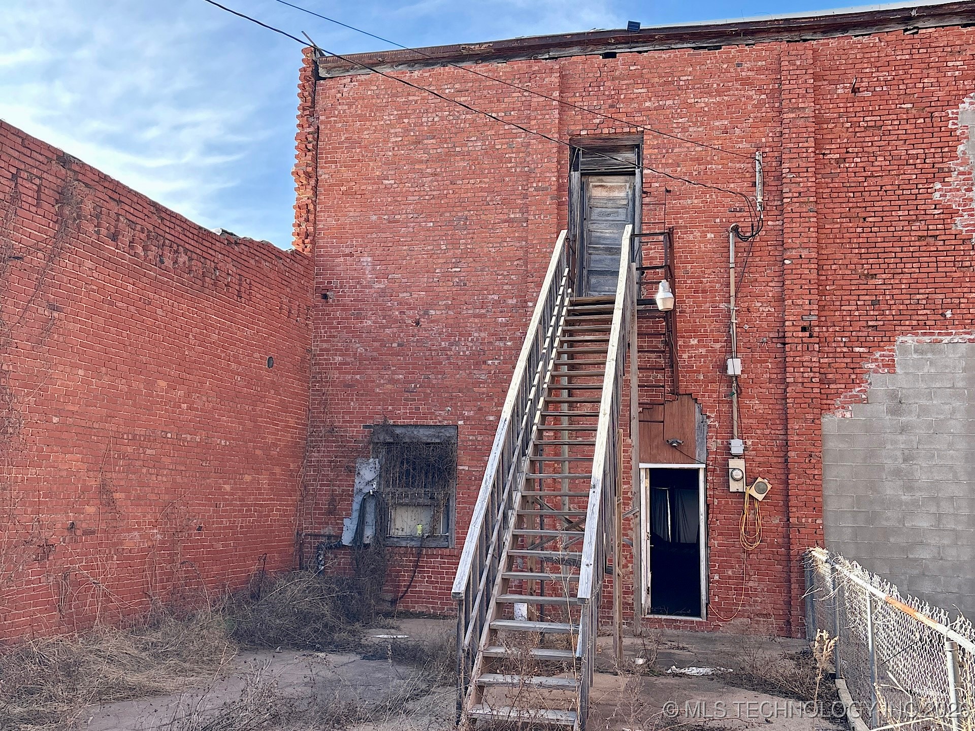 120 N Main Street Yale OK 74085