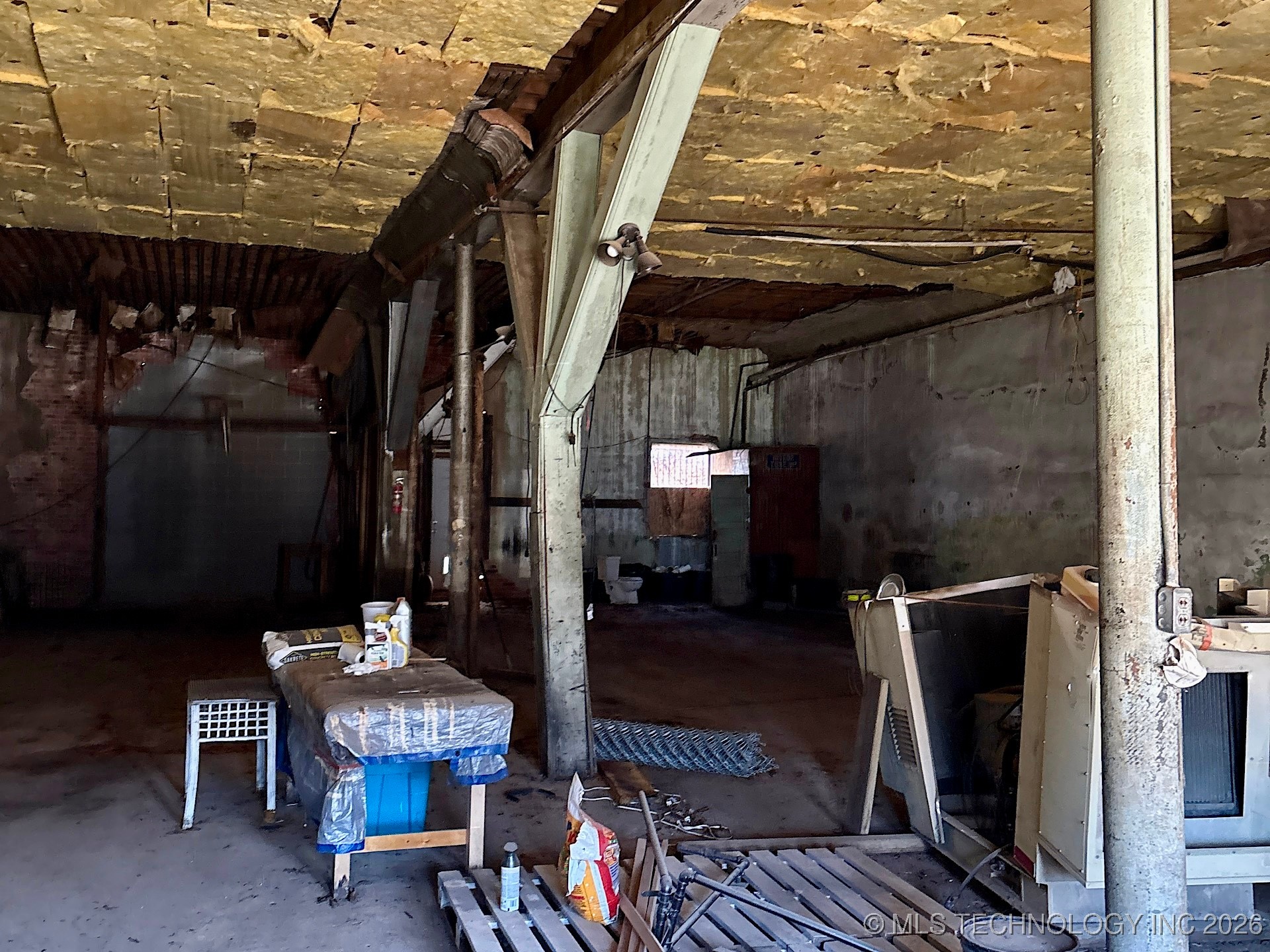 120 N Main Street Yale OK 74085
