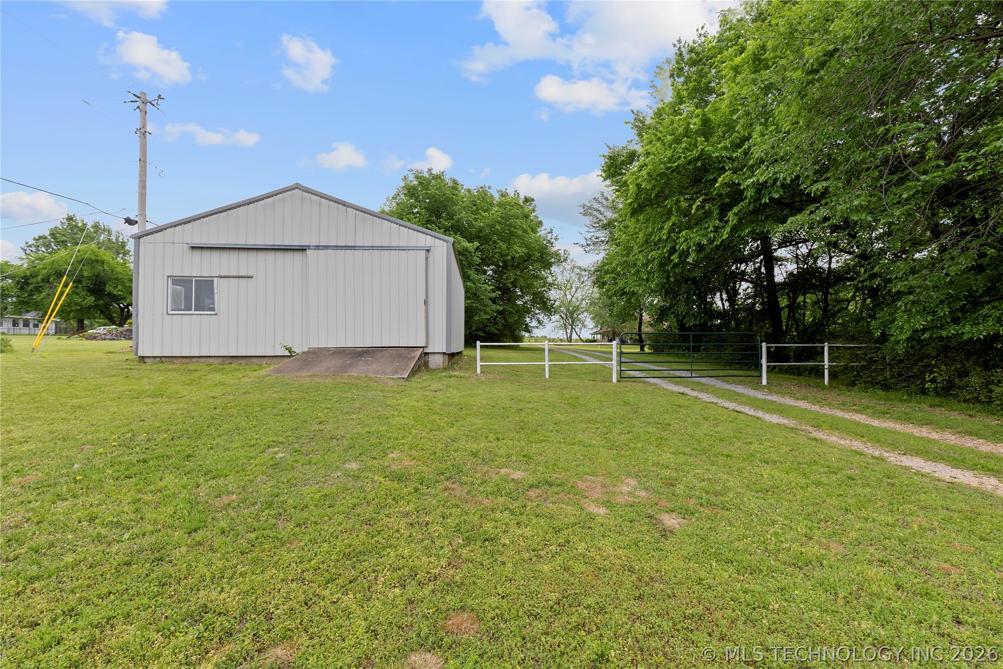 31932 State Highway 51 Wagoner OK 74467