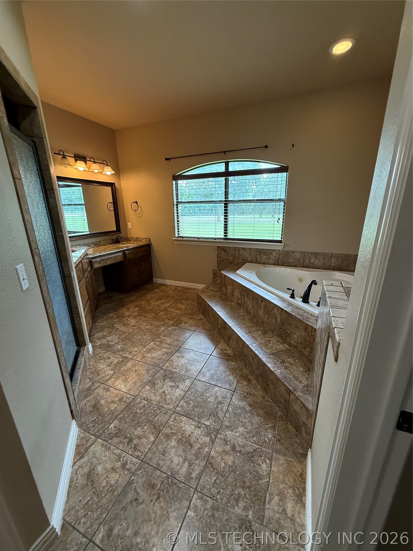 22 Covington Lone Grove OK 73401