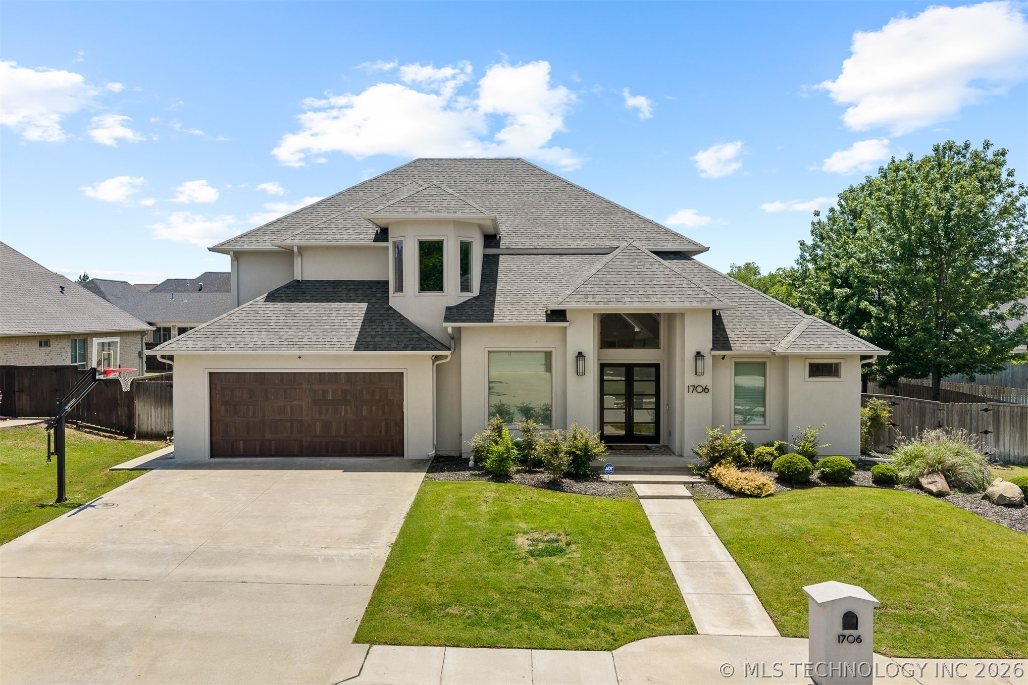 1706 Warwick Circle Ardmore OK 73401