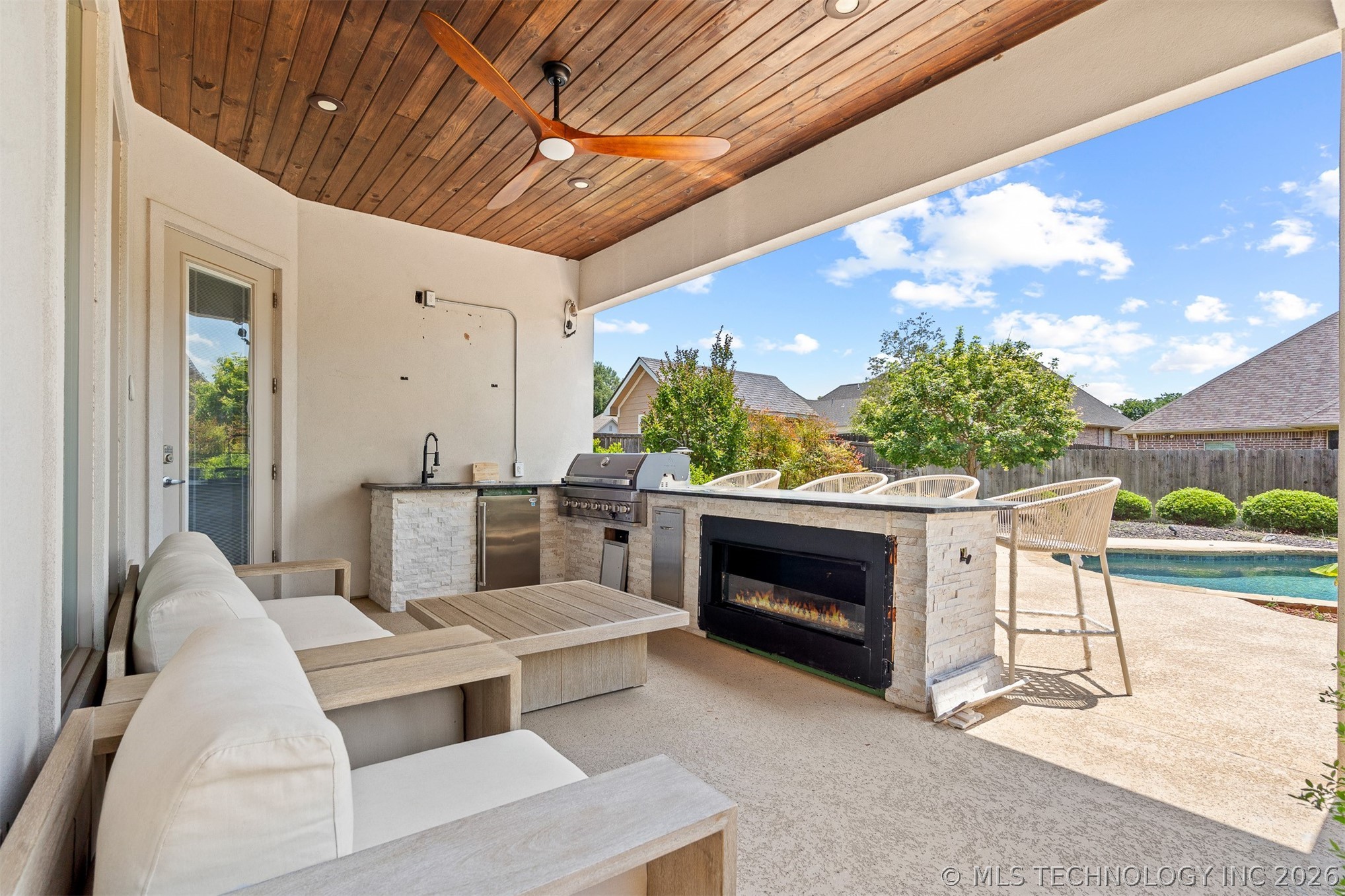 1706 Warwick Circle Ardmore OK 73401