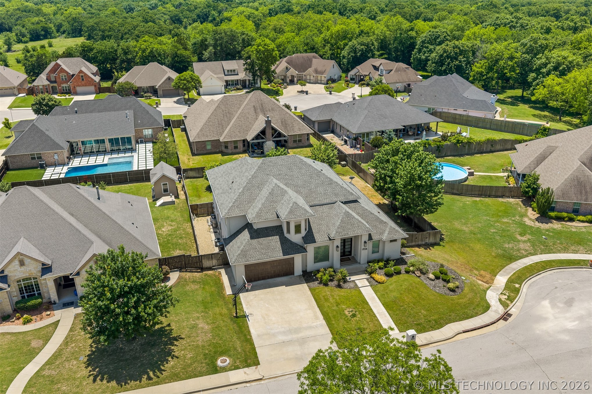 1706 Warwick Circle Ardmore OK 73401