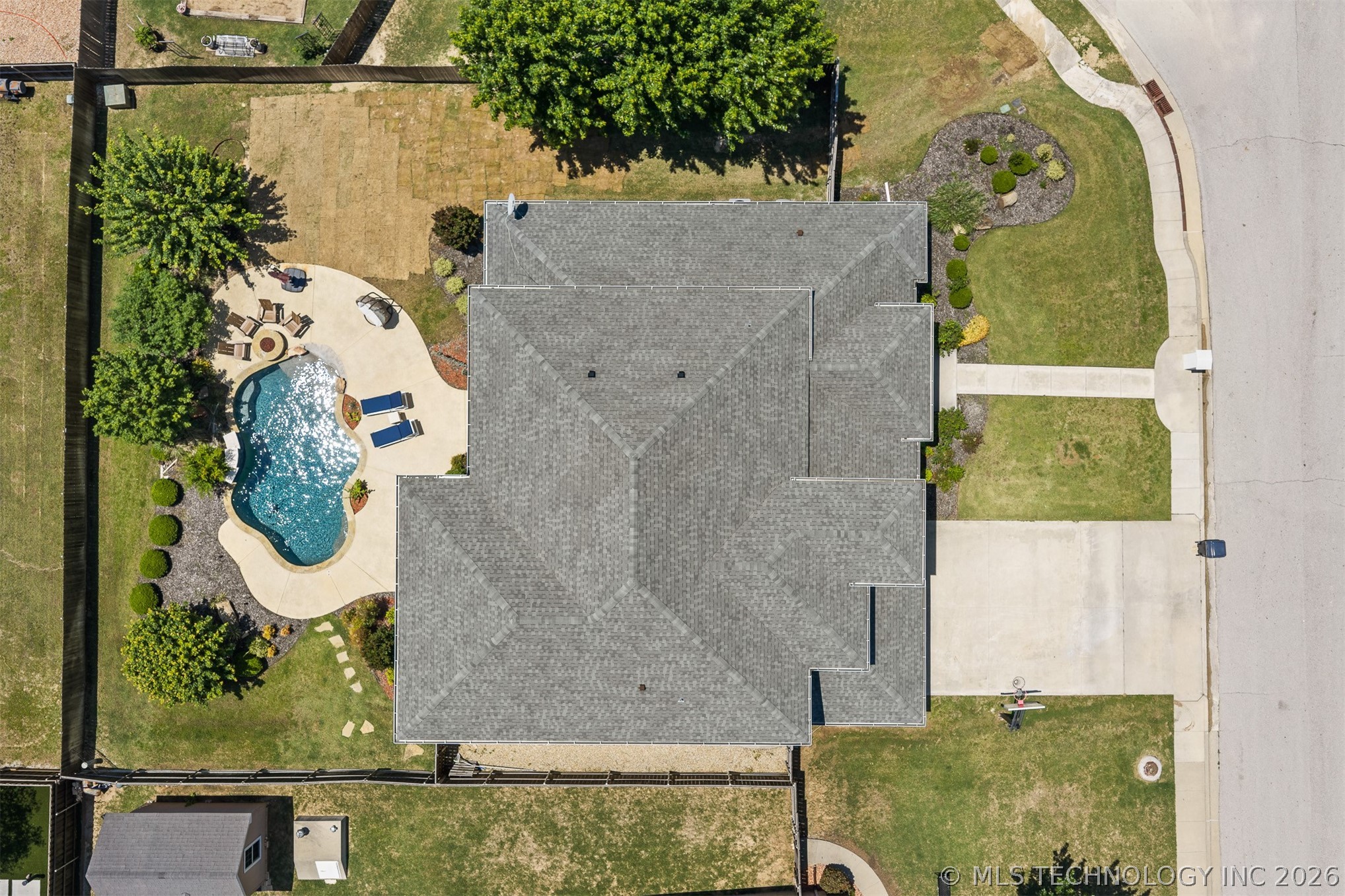 1706 Warwick Circle Ardmore OK 73401