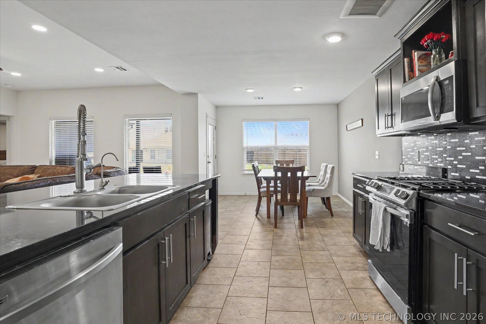 7209 S Hemlock Avenue Broken Arrow OK 74011