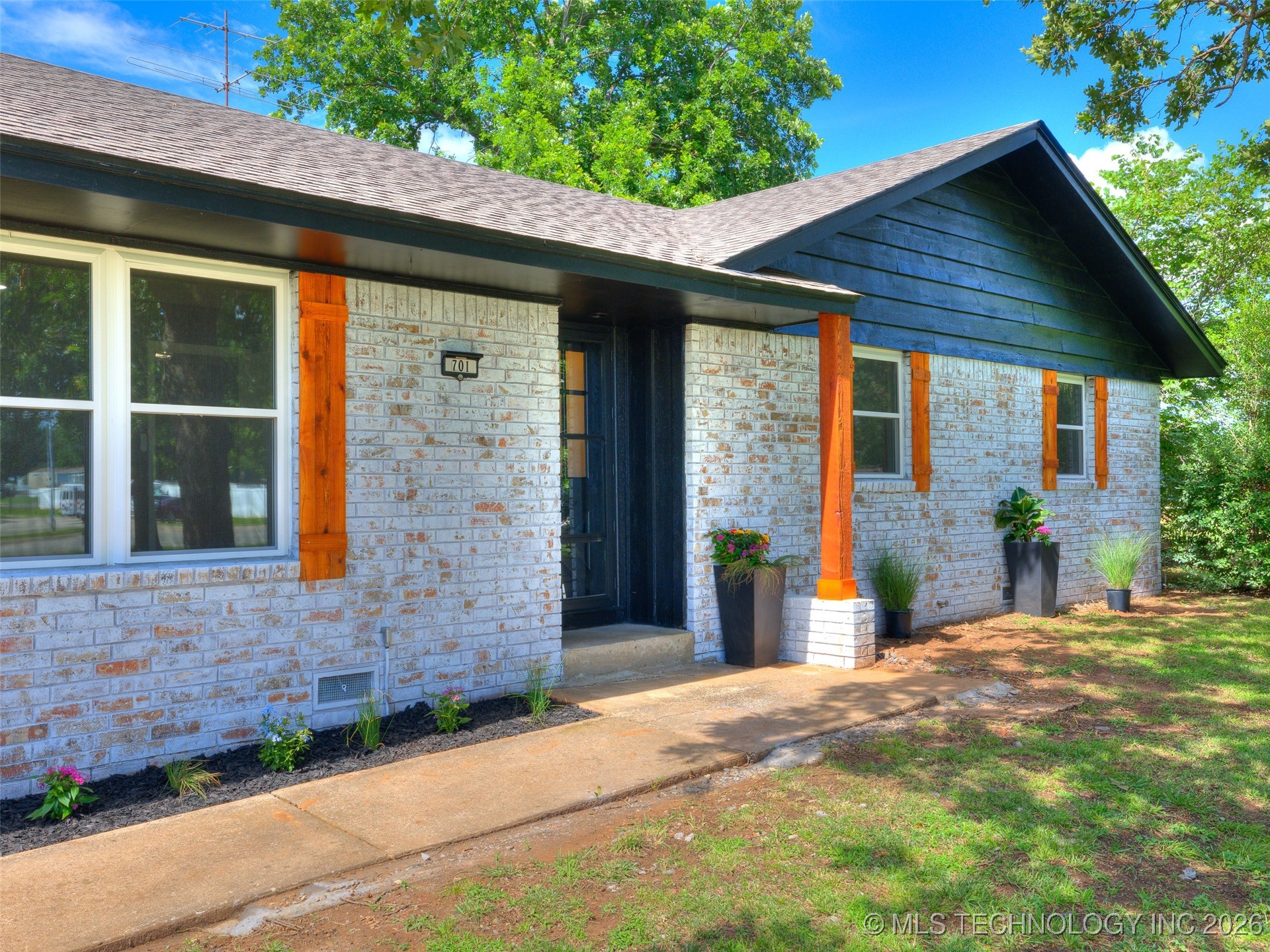 701 W 41st Street Sand Springs OK 74063