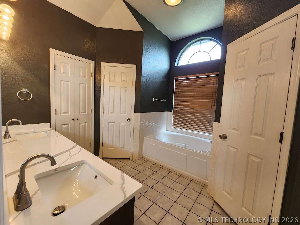 2708 Forrest Circle Durant OK 74701