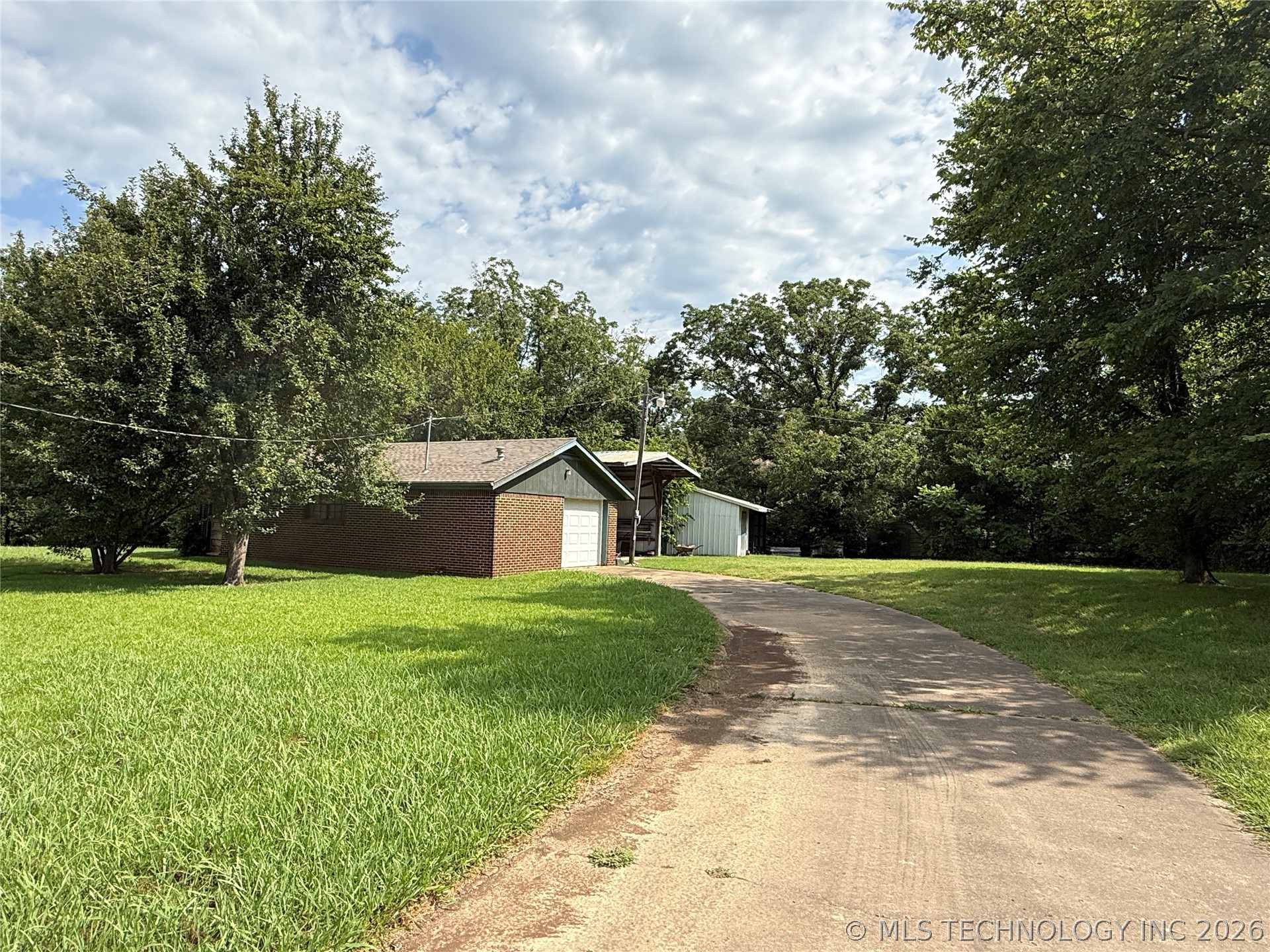 302 College Avenue So Coffeyville OK 74072