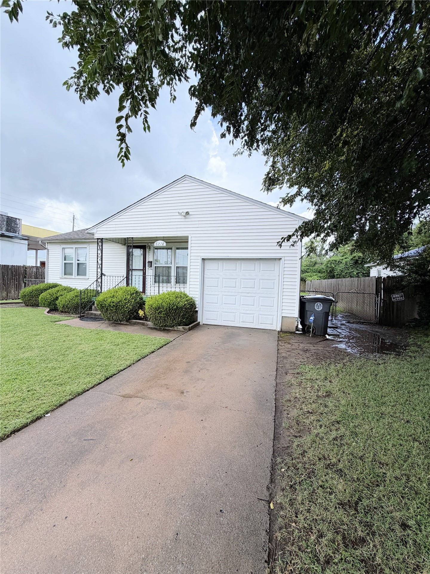 6278 E King Place Tulsa OK 74115