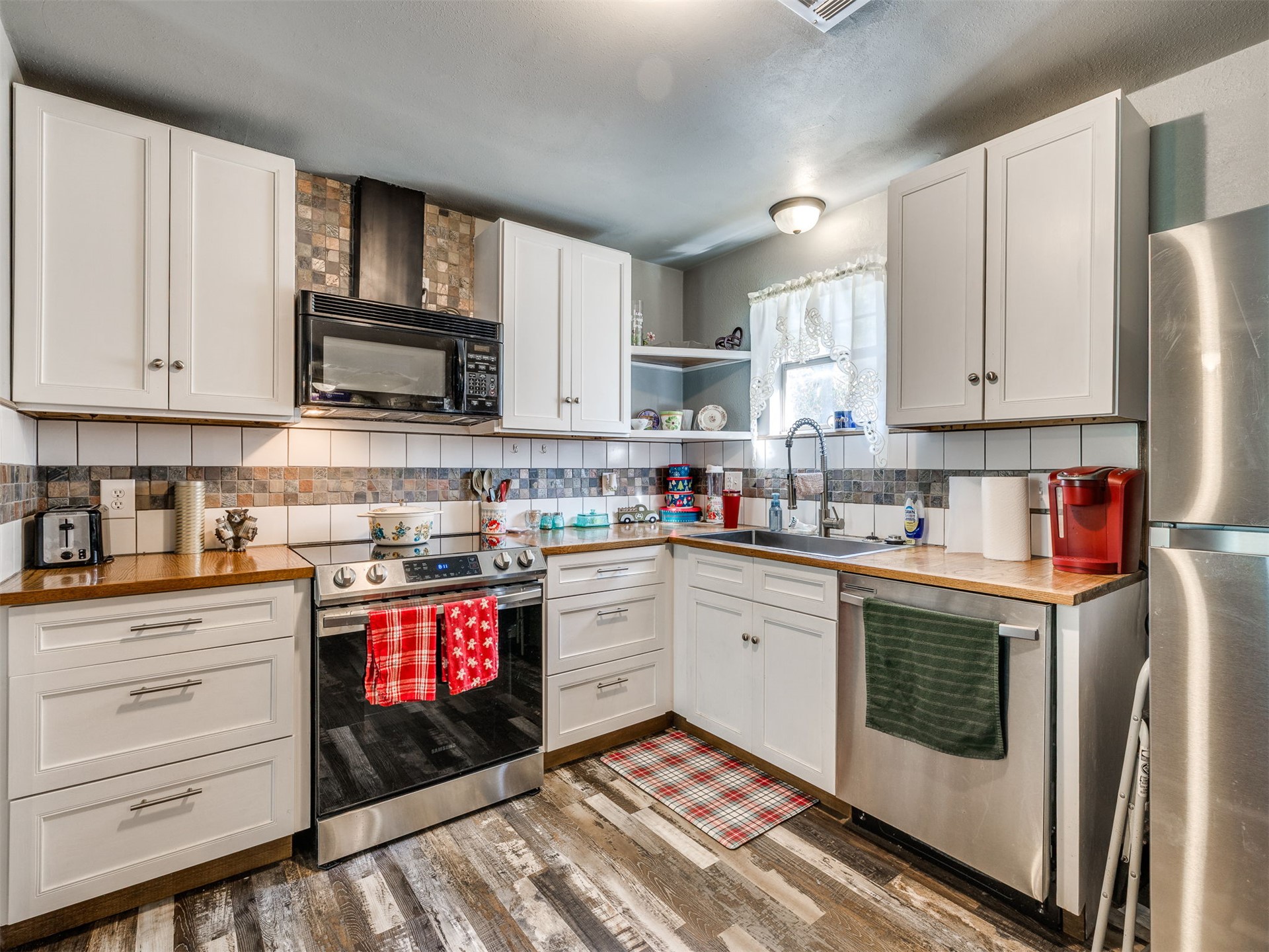 1907 Monta Avenue Muskogee OK 74403