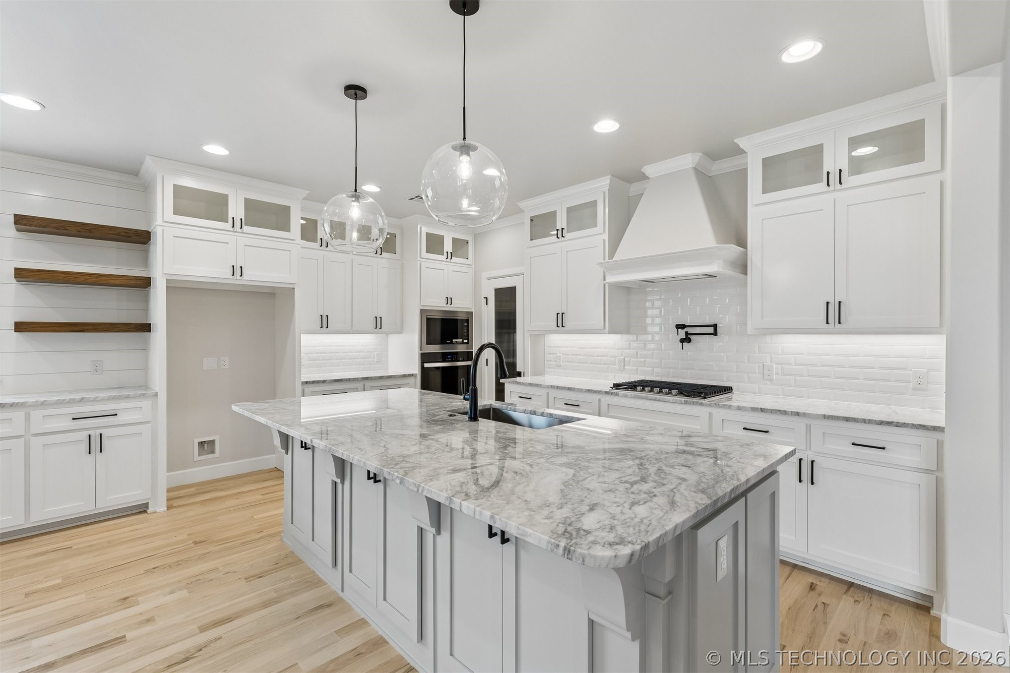 16516 S 1st Eastcourt Glenpool OK 74033