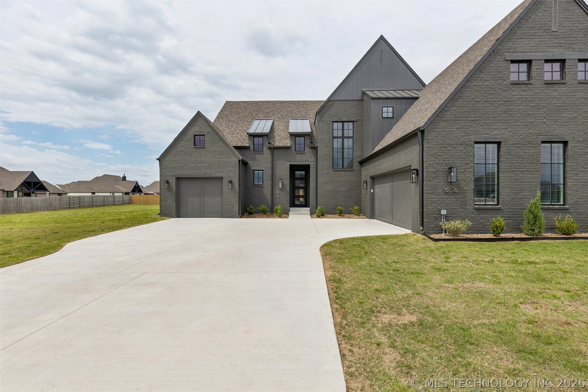 16516 S 1st Eastcourt Glenpool OK 74033