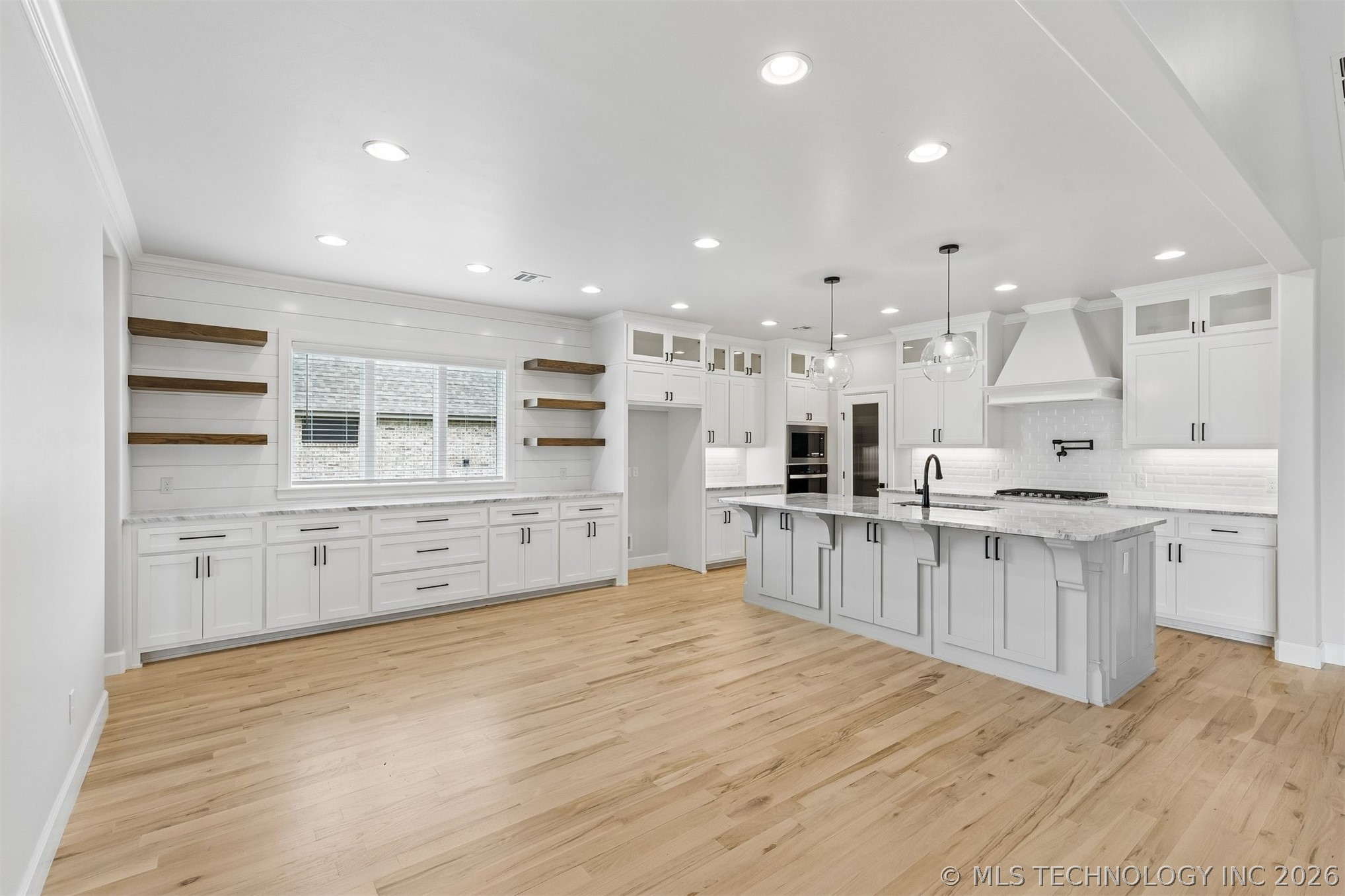 16516 S 1st Eastcourt Glenpool OK 74033
