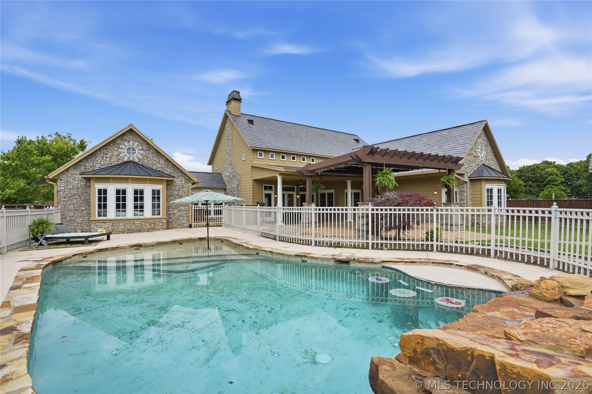 4203 S 69th Westavenue Tulsa OK 74107