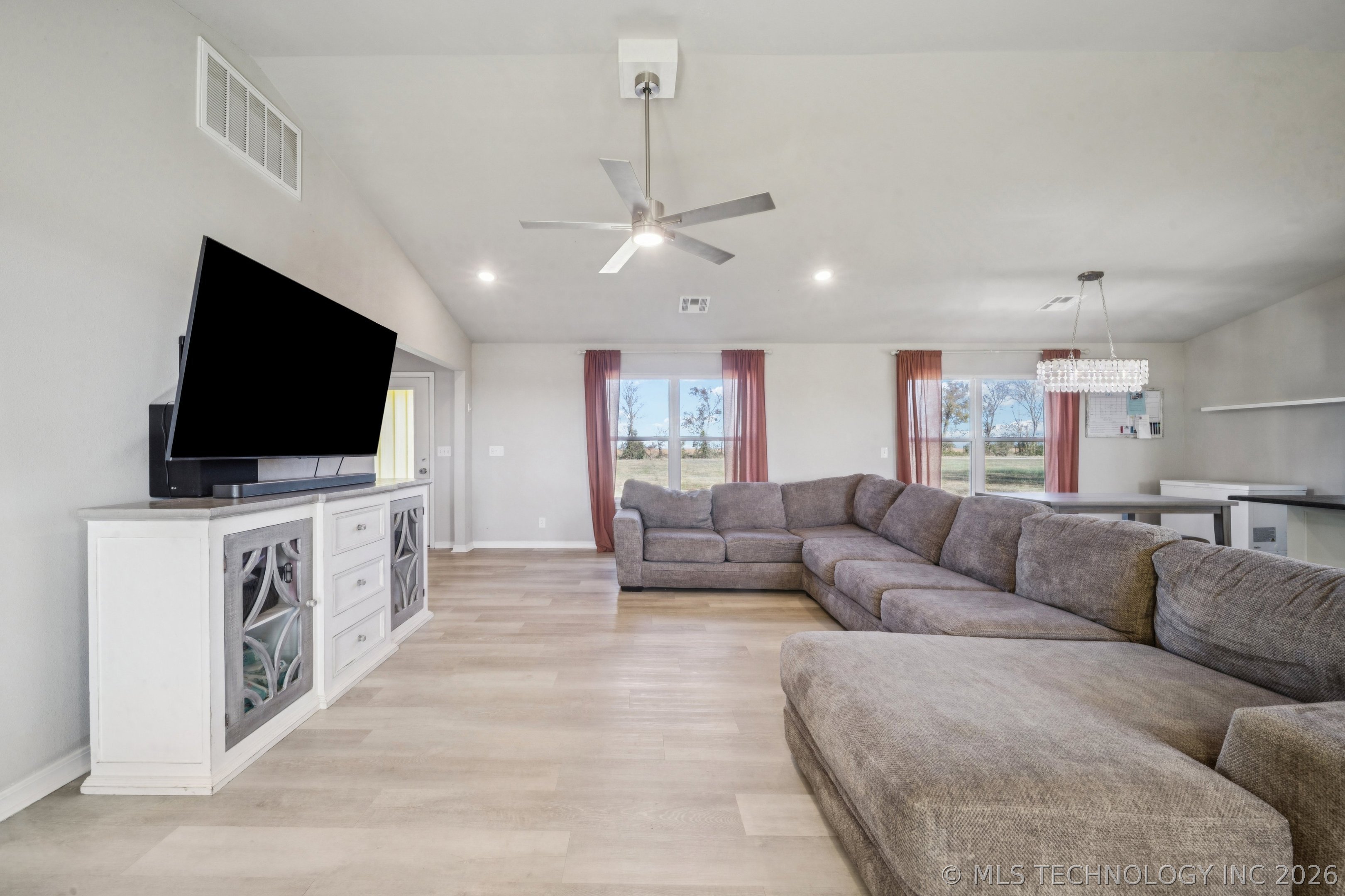 2152 E 430 Road Adair OK 74330
