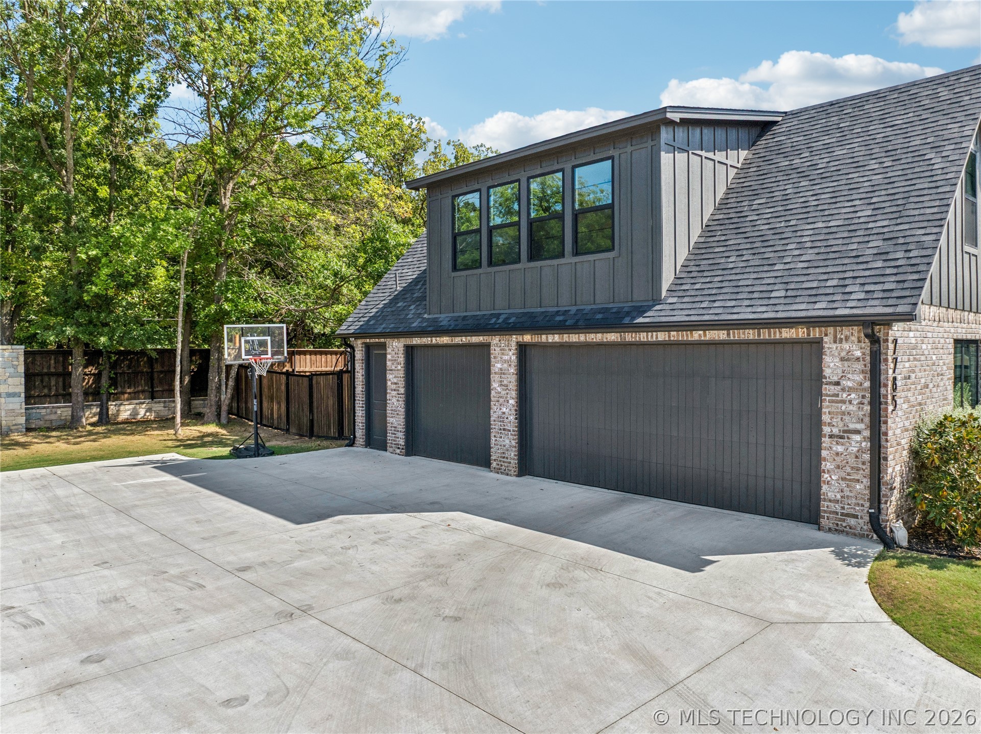 7785 Forest Lane Tulsa OK 74132