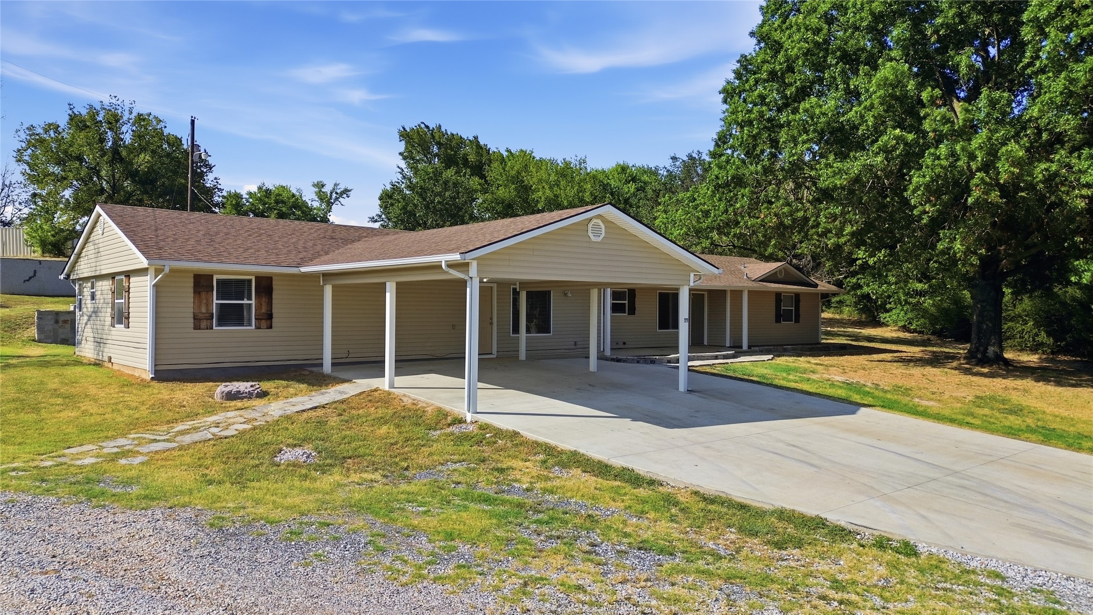 2540 E Davis Field Road Muskogee OK 74403