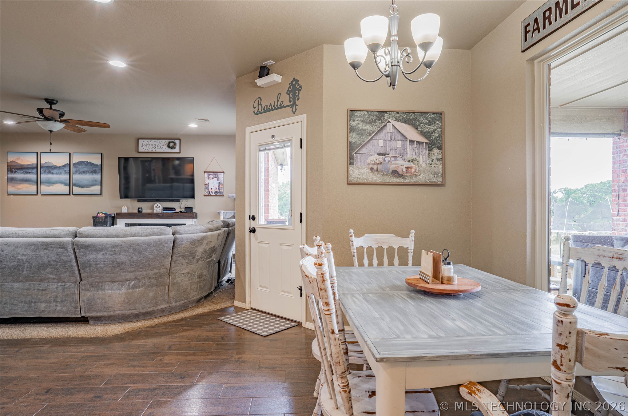 1431 Crestview Drive Cleveland OK 74020