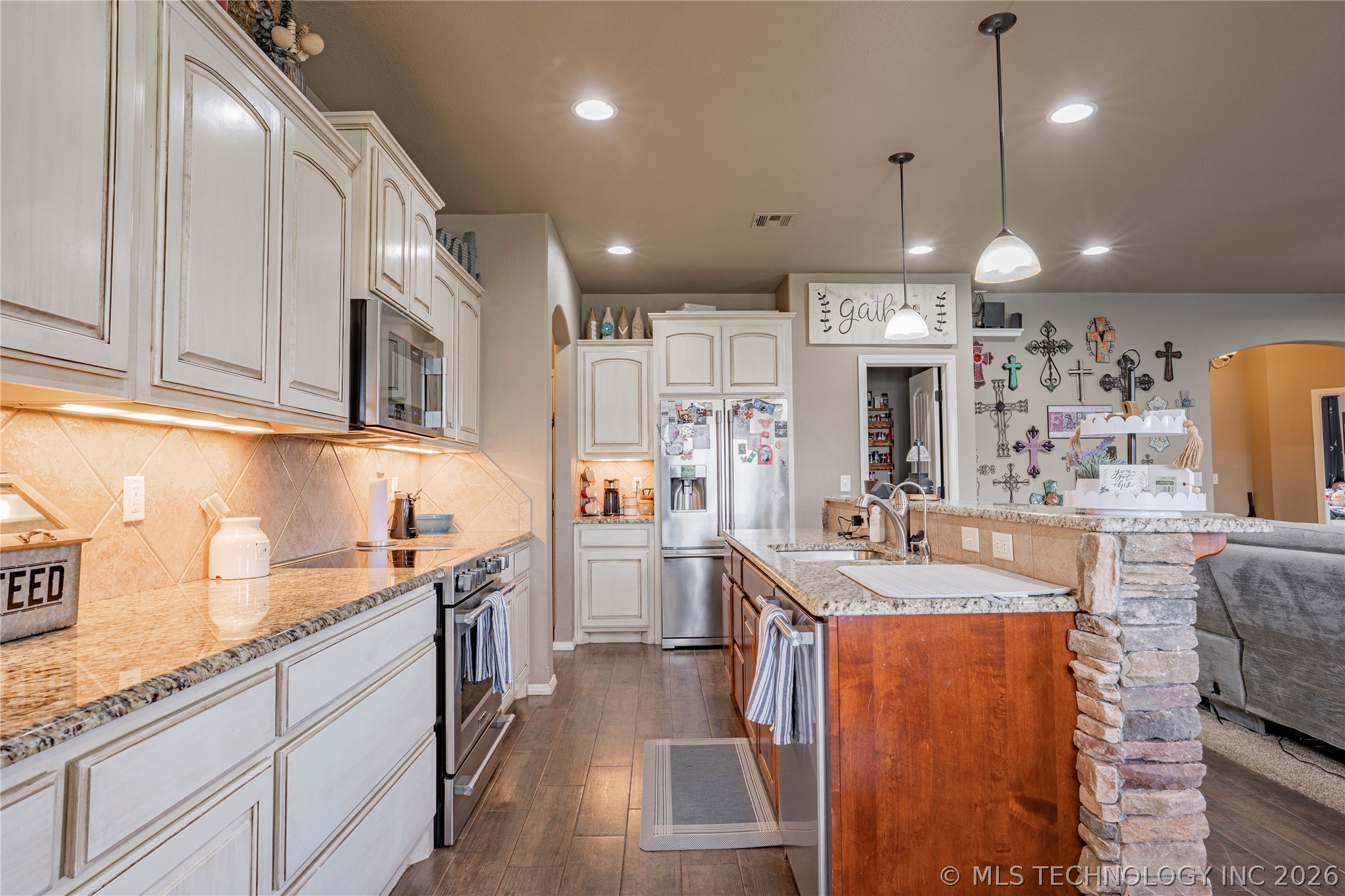 1431 Crestview Drive Cleveland OK 74020