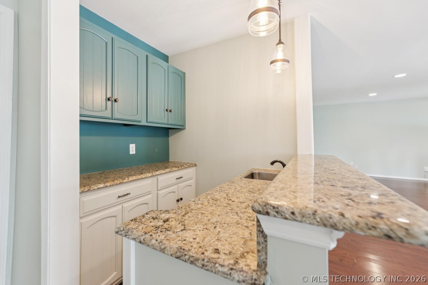 2995 E 56th Place S Tulsa OK 74105