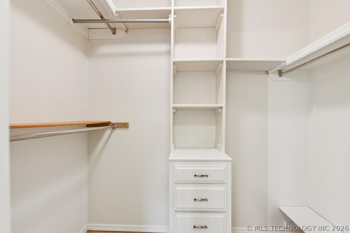 2995 E 56th Place S Tulsa OK 74105