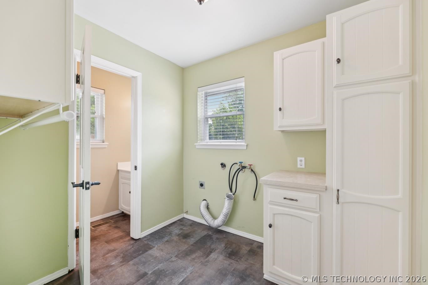 2995 E 56th Place S Tulsa OK 74105