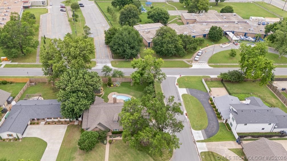 2995 E 56th Place S Tulsa OK 74105