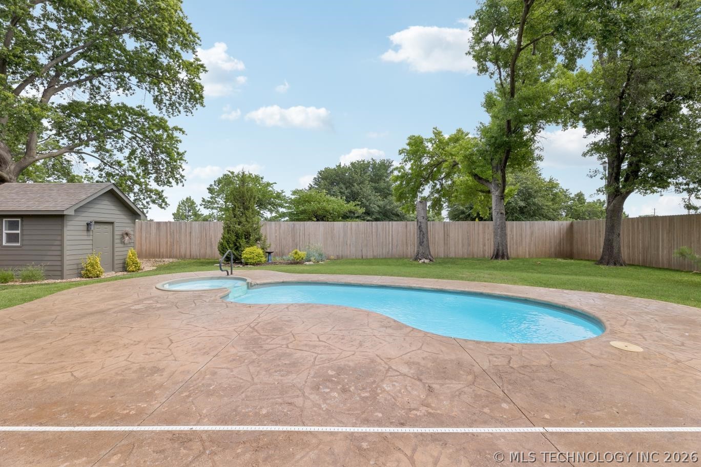 2995 E 56th Place S Tulsa OK 74105