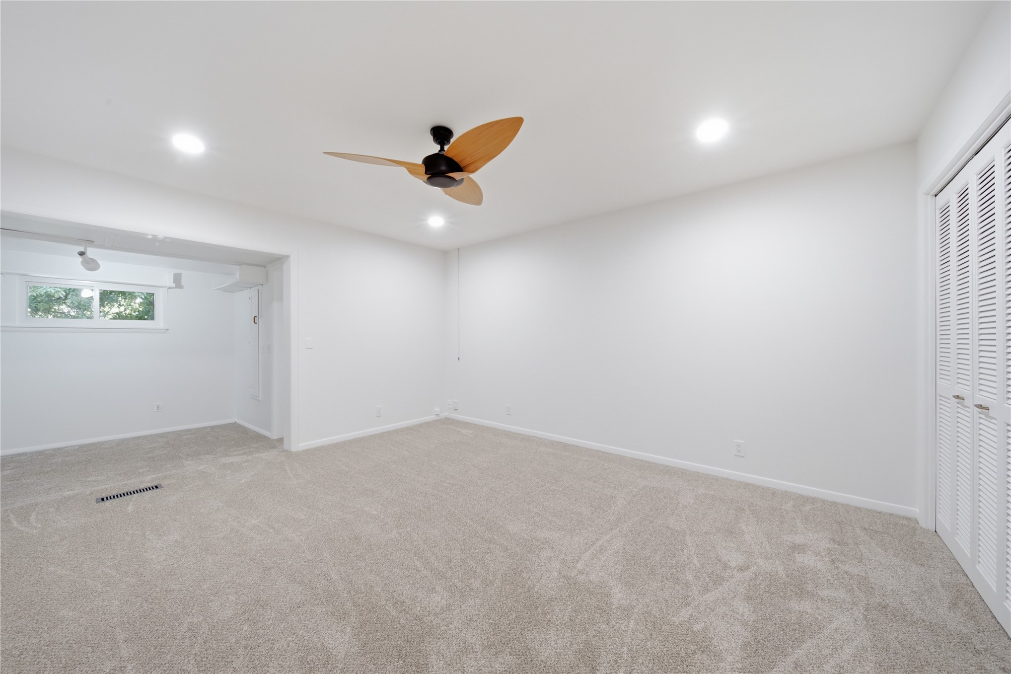2156 S Fulton Place E Tulsa OK 74114