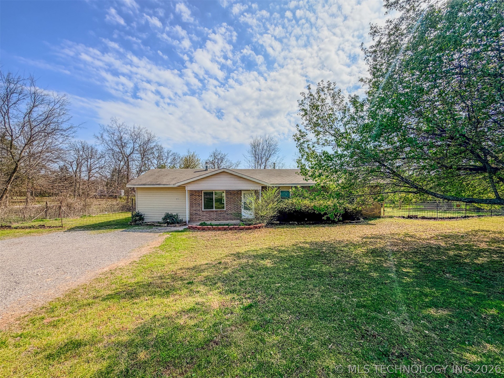 15721 W Clyde Maher Tahlequah OK 74464