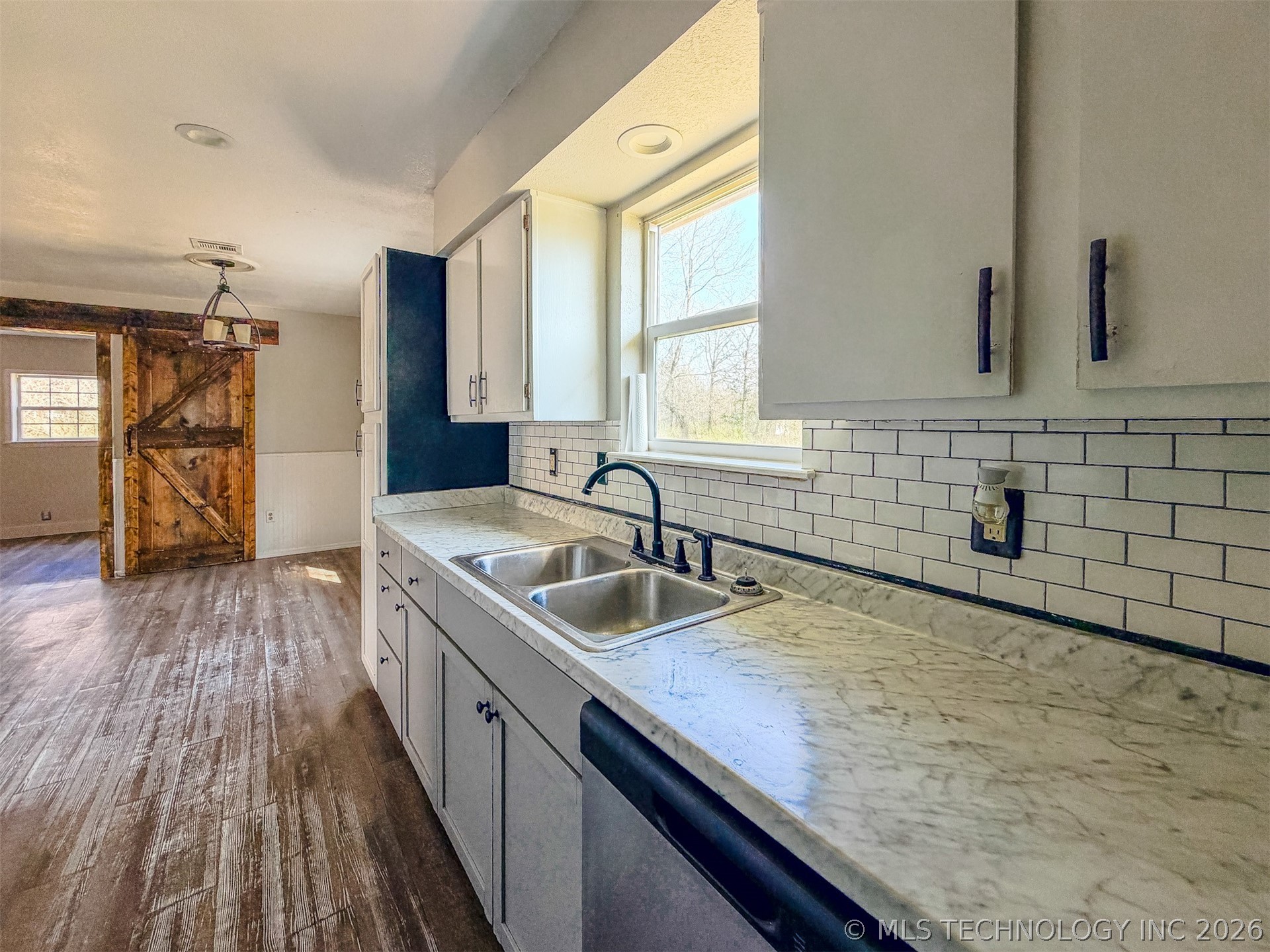 15721 W Clyde Maher Tahlequah OK 74464