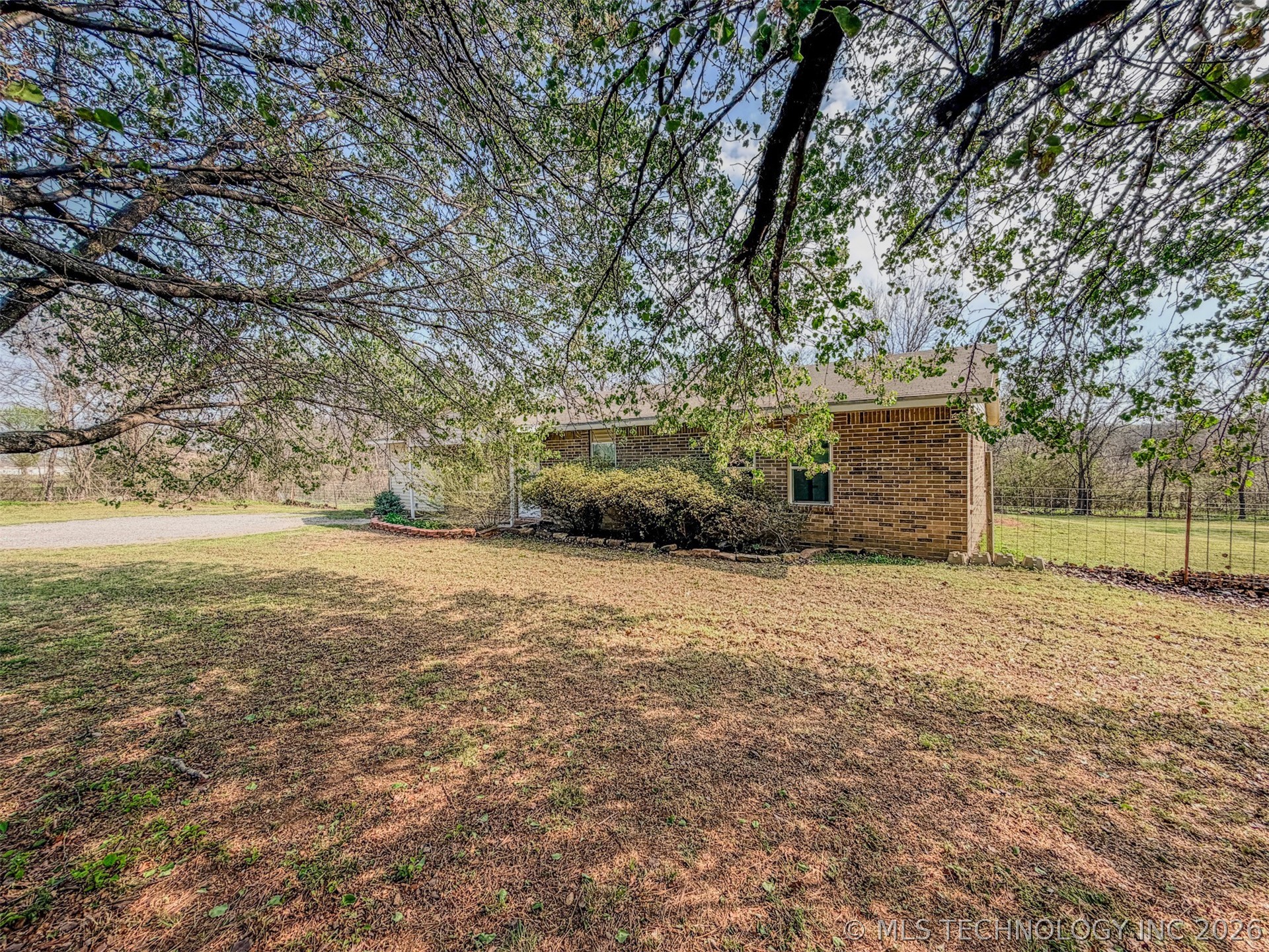 15721 W Clyde Maher Tahlequah OK 74464