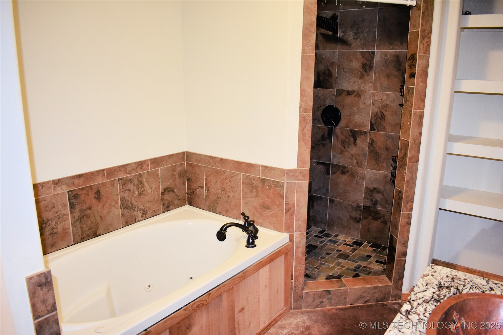 412098 E 1920 Road Antlers OK 74523