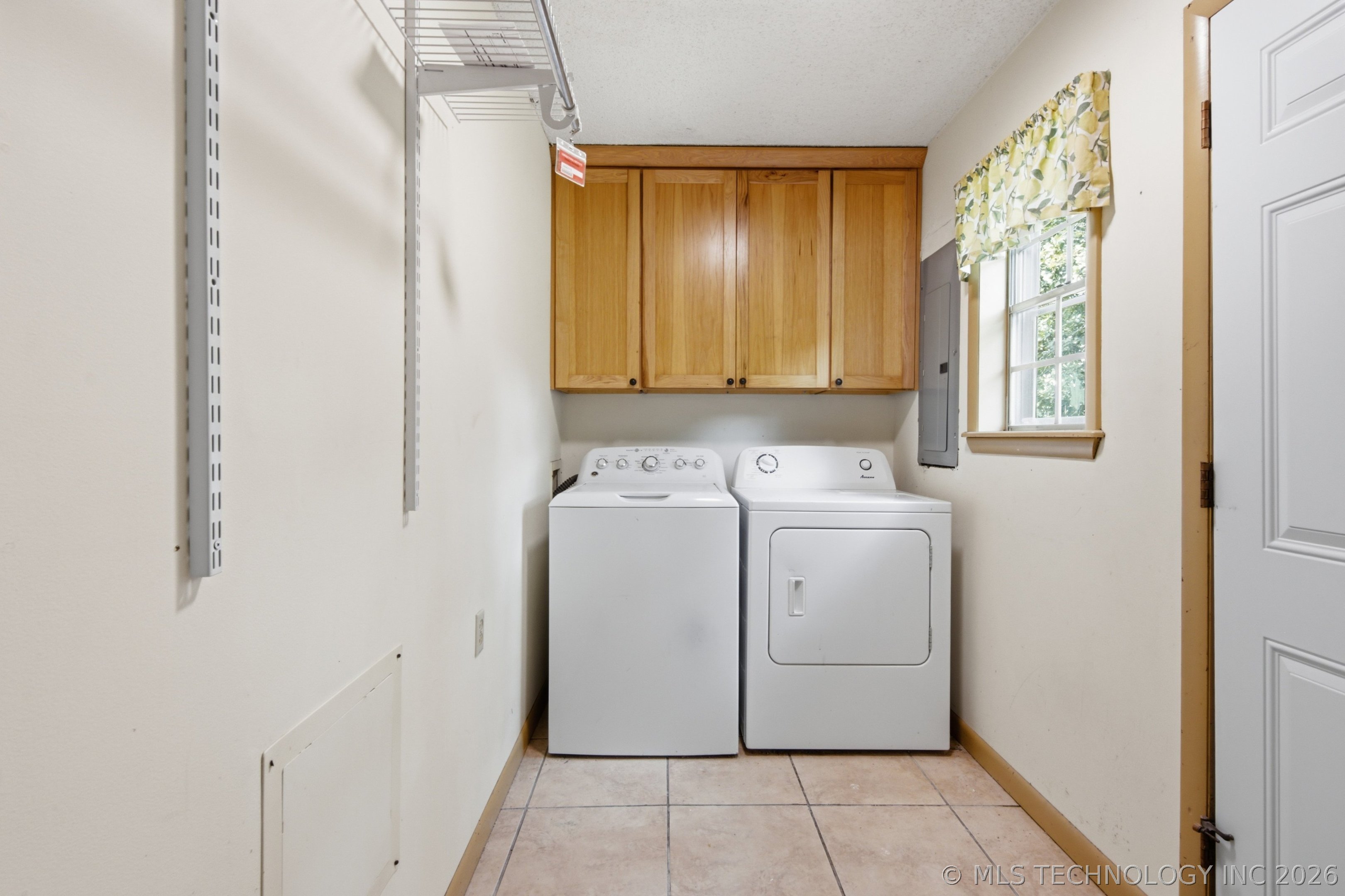 1547 E 565 Road Locust Grove OK 74352