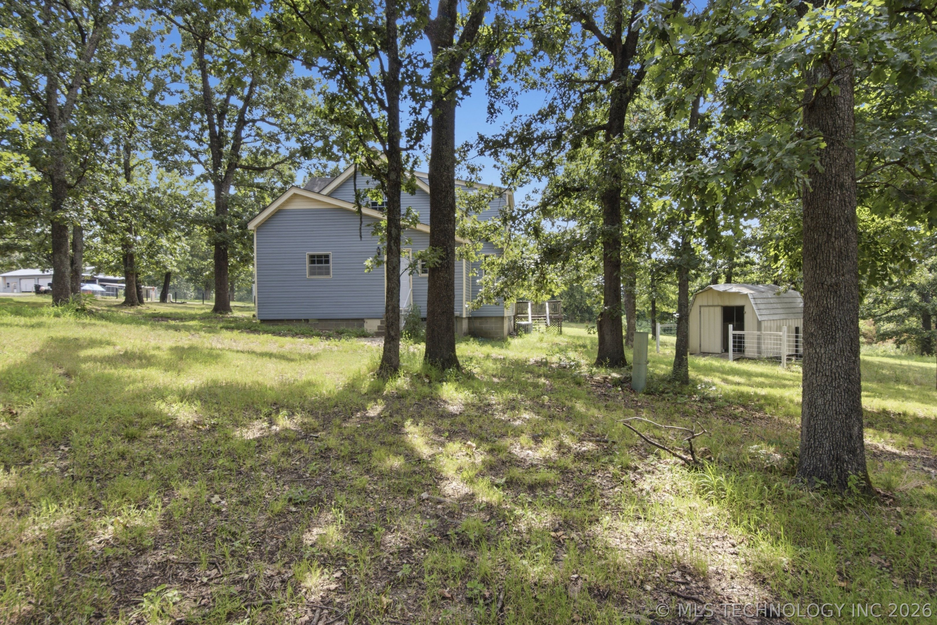 1547 E 565 Road Locust Grove OK 74352