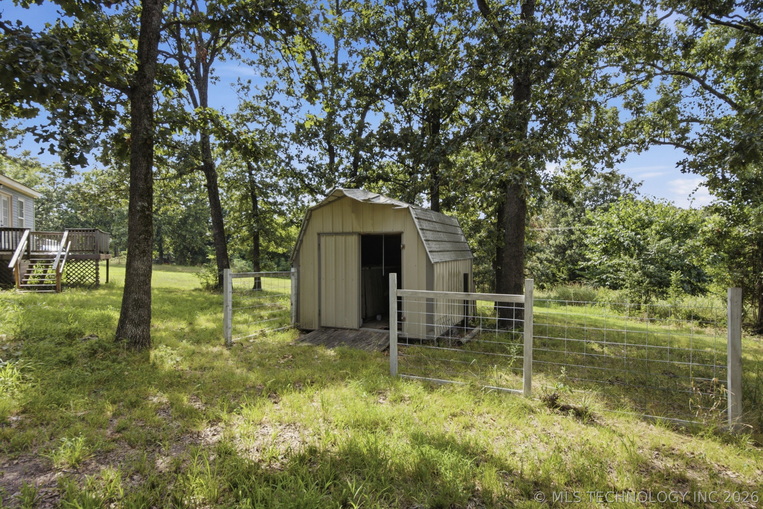 1547 E 565 Road Locust Grove OK 74352