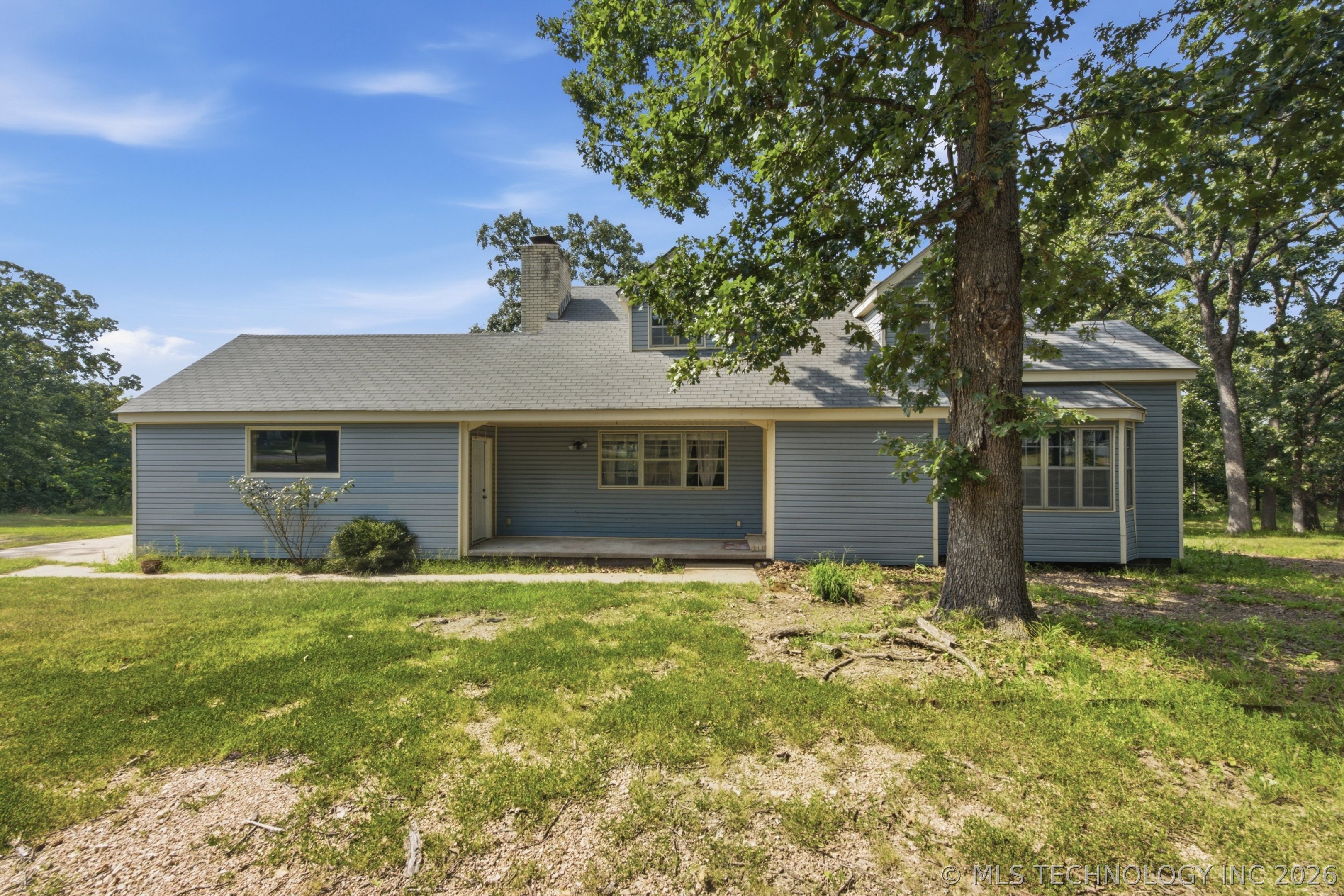 1547 E 565 Road Locust Grove OK 74352