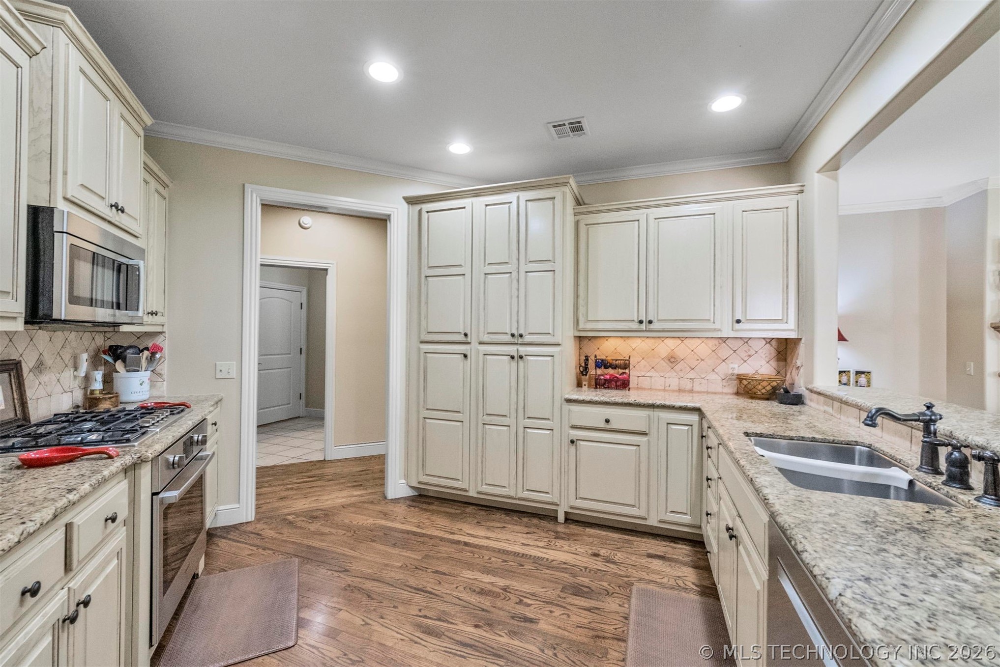 1708 W Plymouth Street Broken Arrow OK 74012