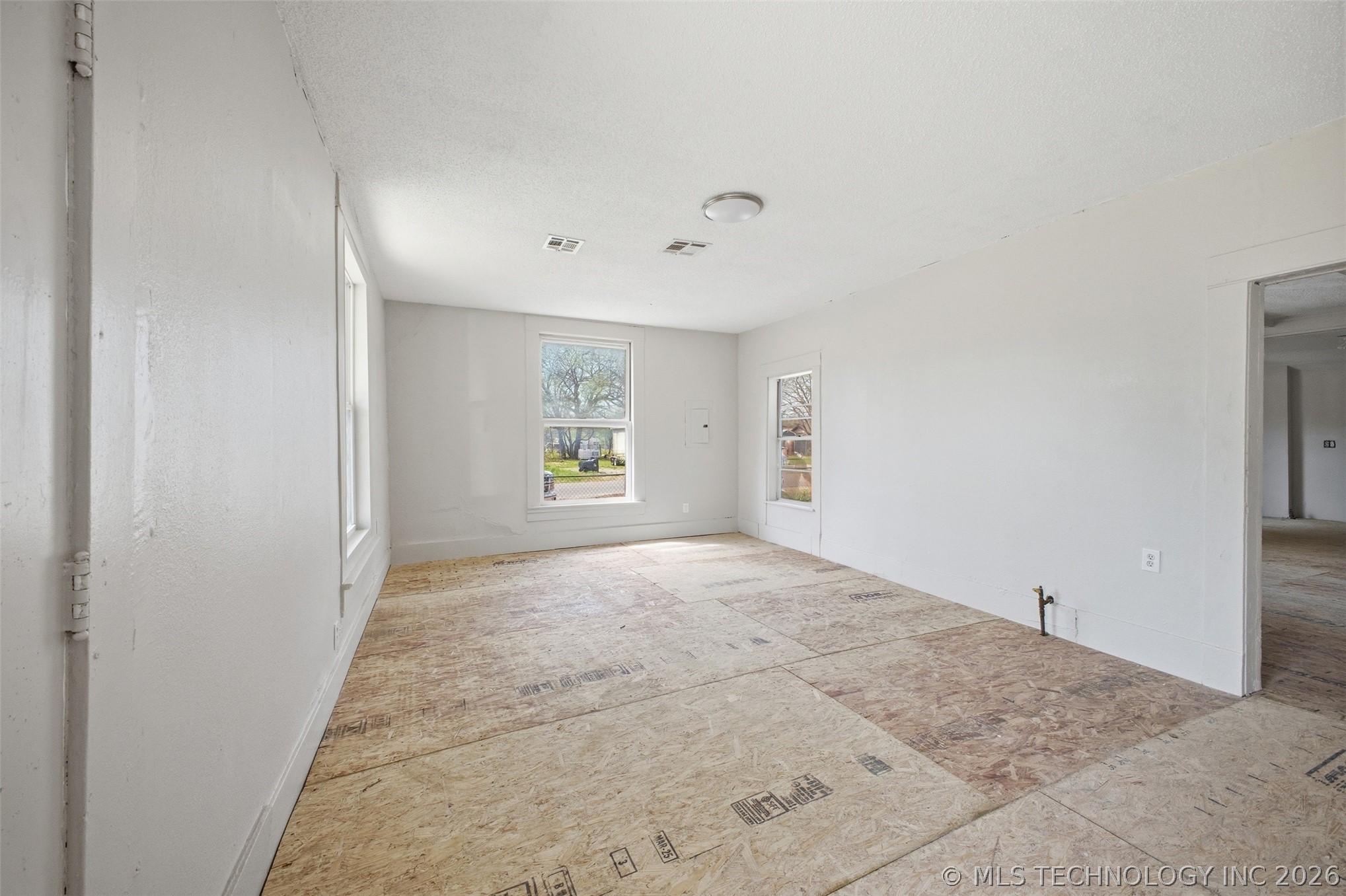 630 W 8th Ada OK 74820