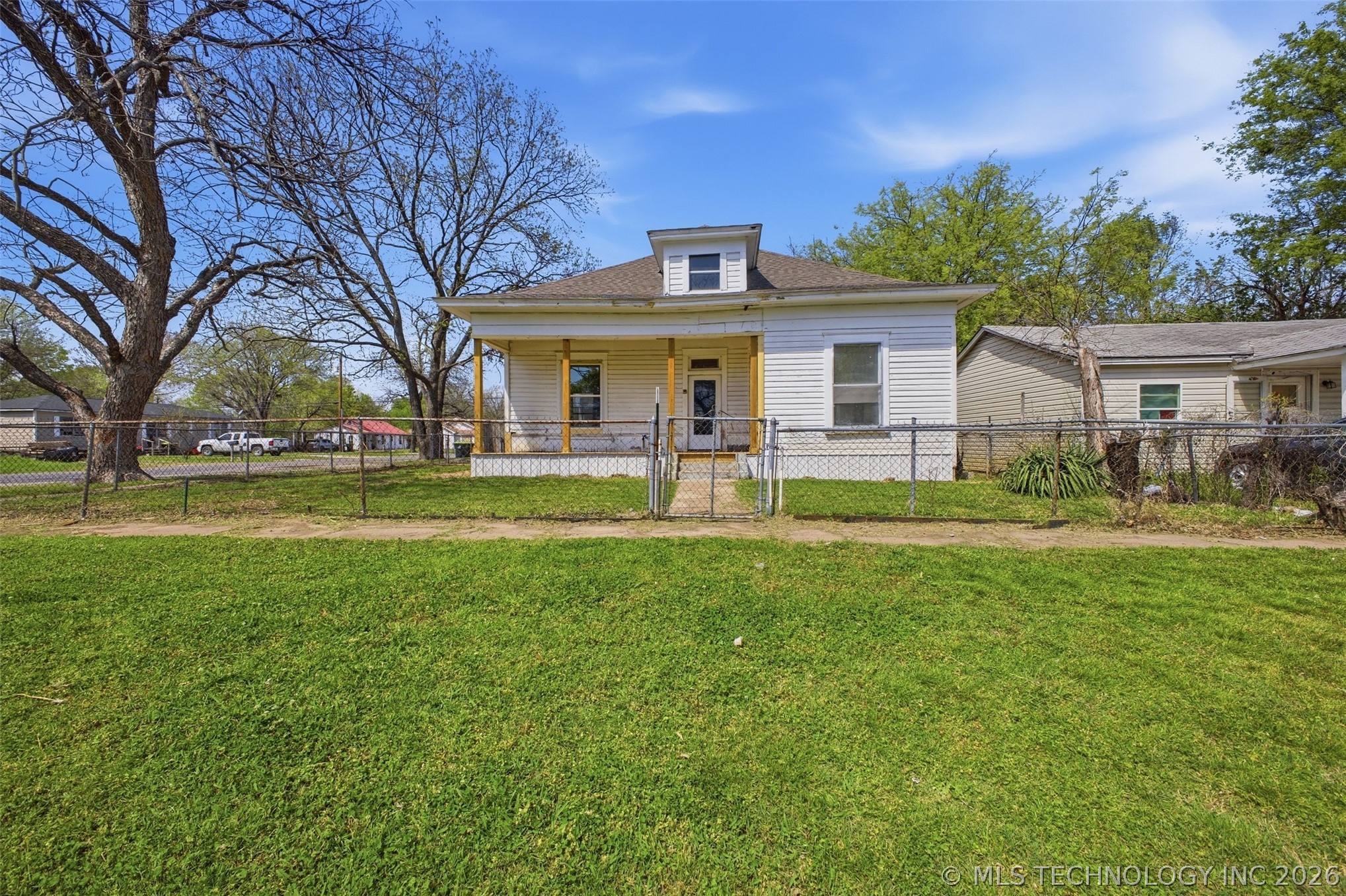630 W 8th Ada OK 74820