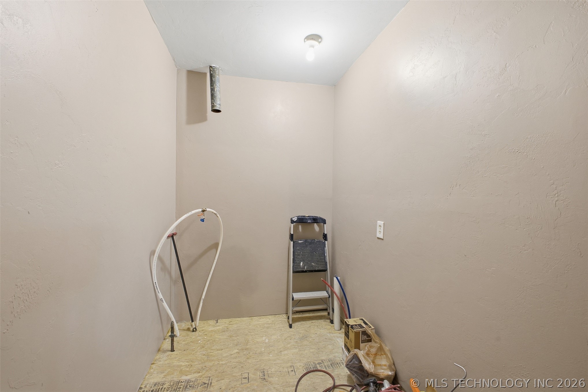 630 W 8th Ada OK 74820