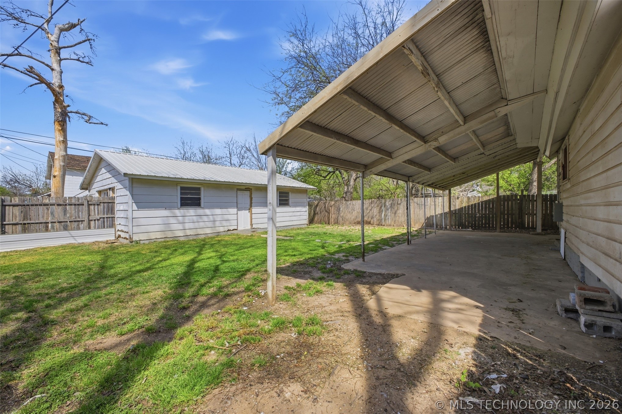 630 W 8th Ada OK 74820