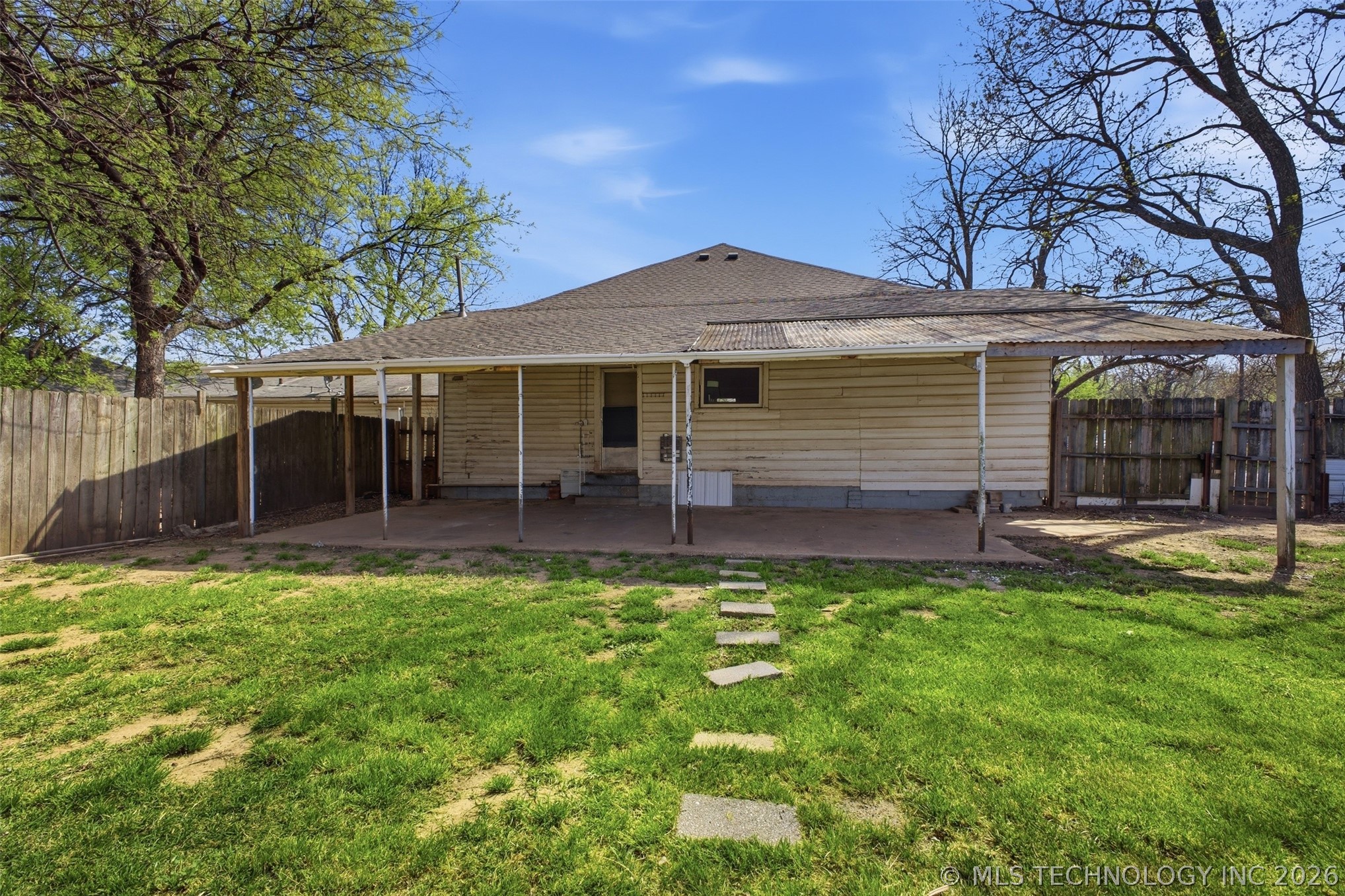 630 W 8th Ada OK 74820